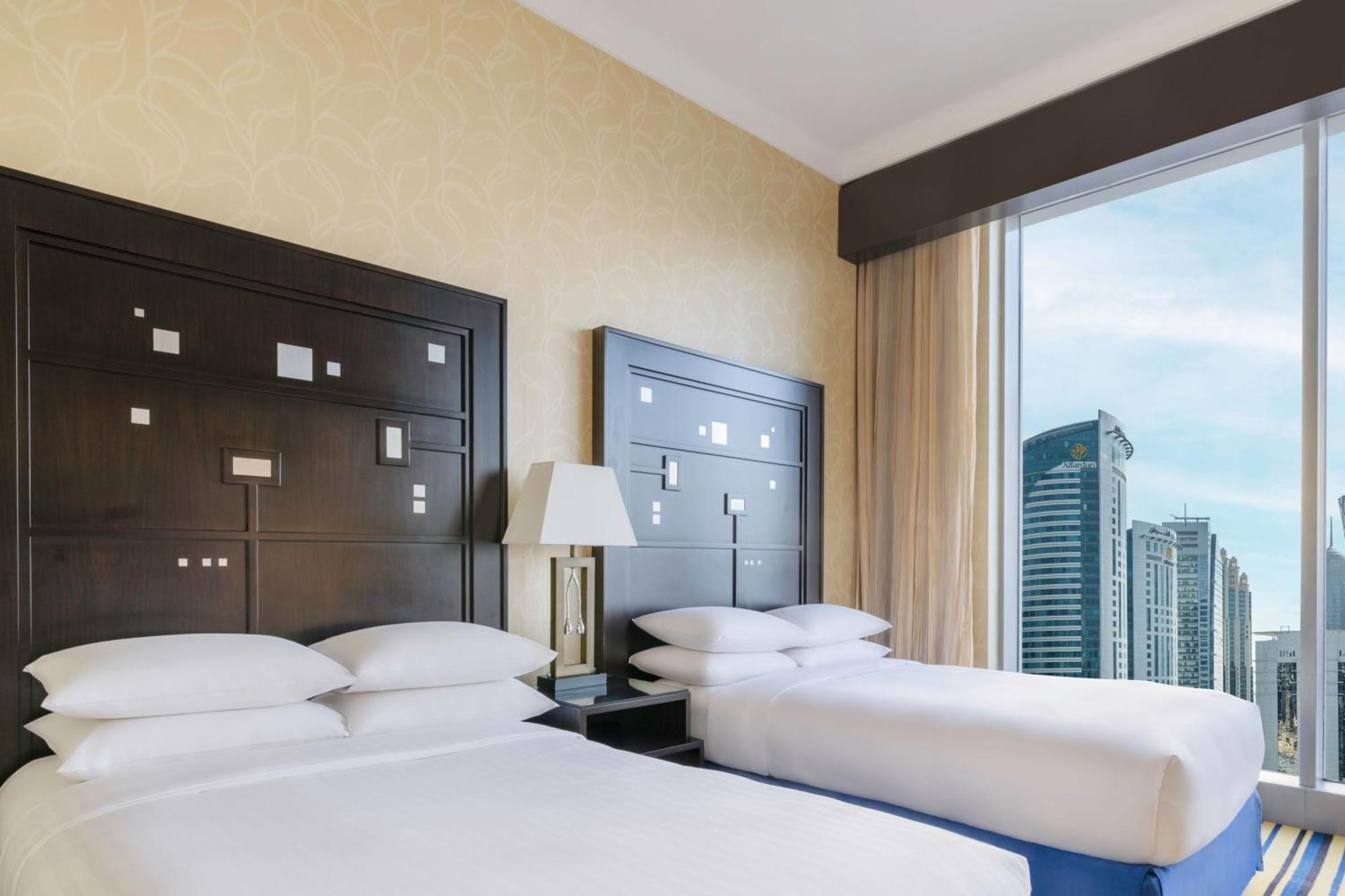 Marriott Marquis City Center Doha Hotel Kültér fotó A guest room at the hotel